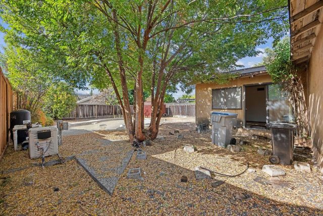 890 Tallman Court, San Jose, CA 95123