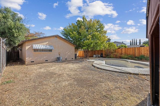 890 Tallman Court, San Jose, CA 95123