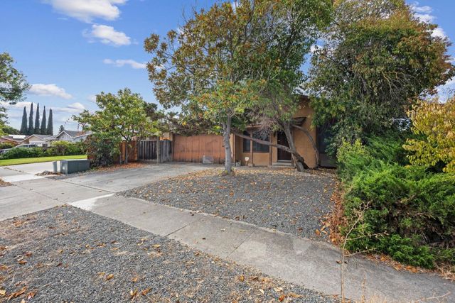 890 Tallman Court, San Jose, CA 95123