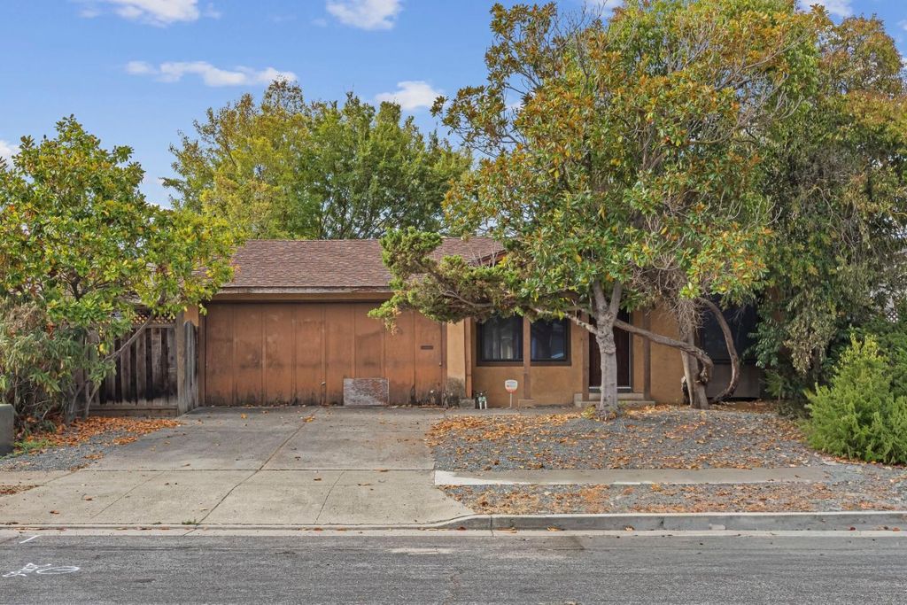 890 Tallman Court, San Jose, CA 95123