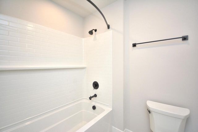 8175 Bluebird COURT, Mequon, WI 53097