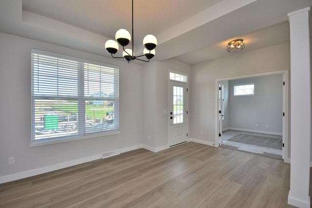 8175 Bluebird COURT, Mequon, WI 53097