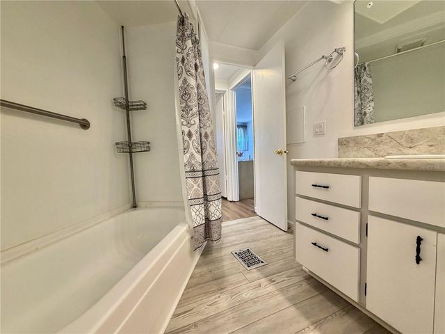 115 BOUGAINVILLEA DRIVE, Leesburg, FL 34748