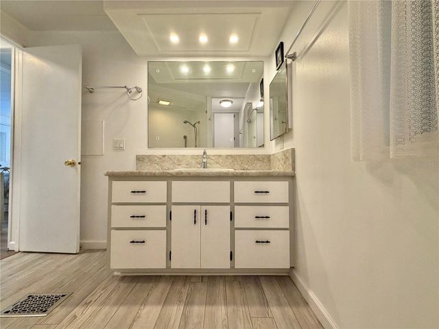 115 BOUGAINVILLEA DRIVE, Leesburg, FL 34748