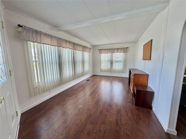 115 BOUGAINVILLEA DRIVE, Leesburg, FL 34748