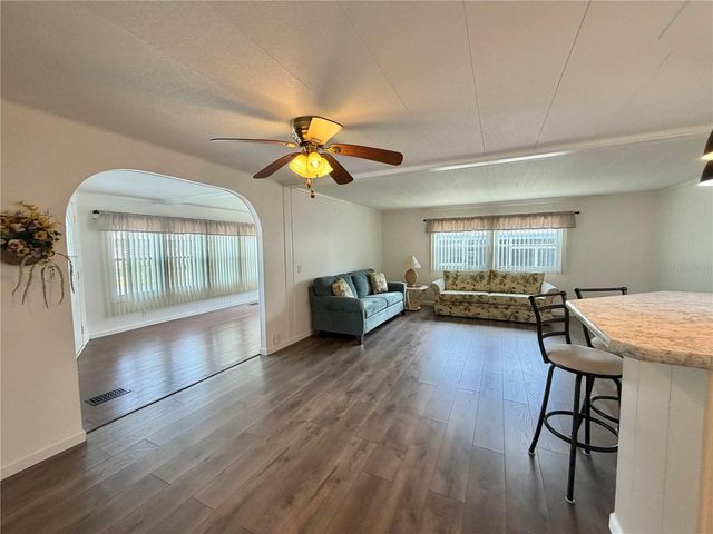 115 BOUGAINVILLEA DRIVE, Leesburg, FL 34748