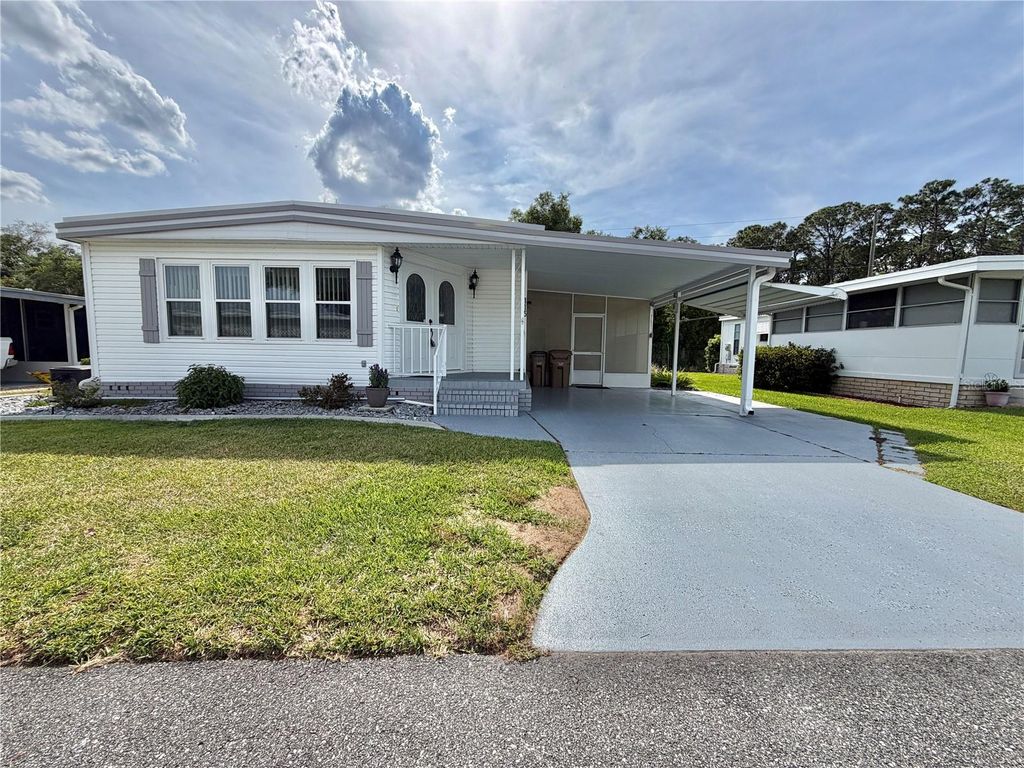 115 BOUGAINVILLEA DRIVE, Leesburg, FL 34748