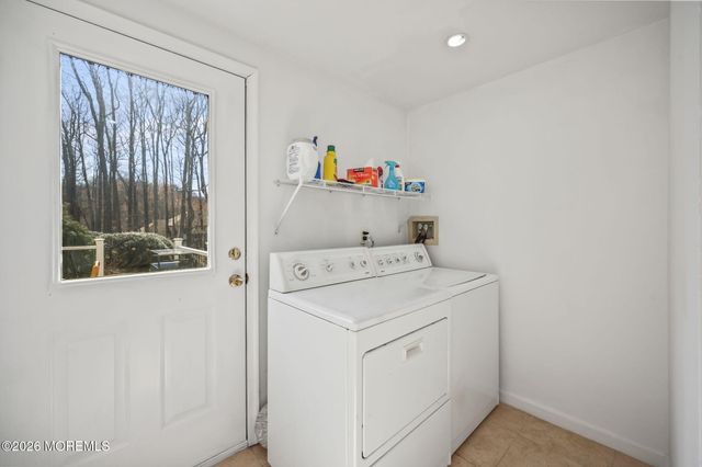 3 Windswept Road, Holmdel, NJ 07733