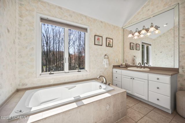 3 Windswept Road, Holmdel, NJ 07733