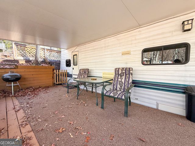 127 Rocky Lane, Cleveland, GA 30528