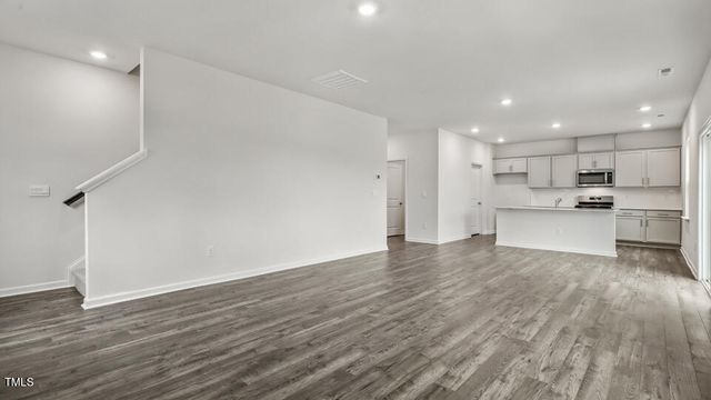 817 Comice Pear Way, Willow Spring, NC 27592