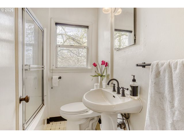 3333 Ne 80th Ave, Portland, OR 97213