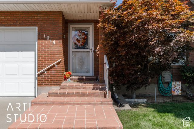 1014 E 5750 S, South Ogden, UT 84405