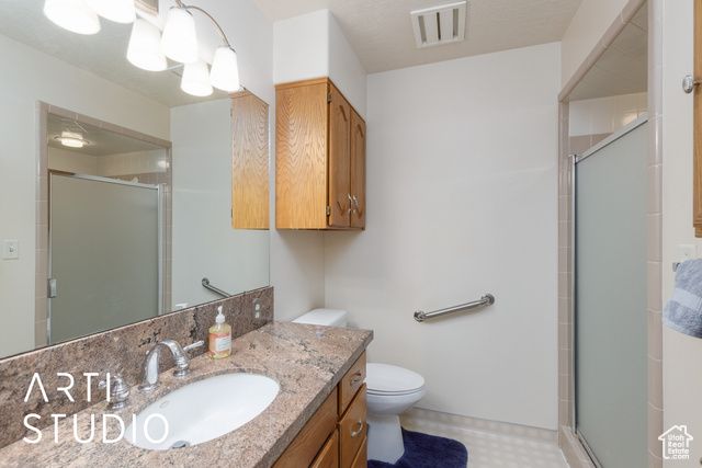 1014 E 5750 S, South Ogden, UT 84405