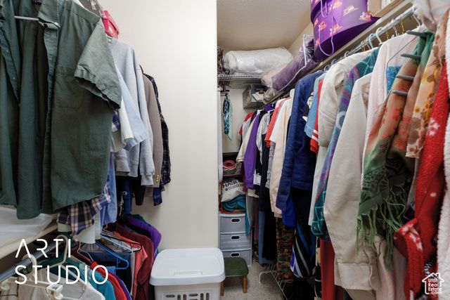 1014 E 5750 S, South Ogden, UT 84405