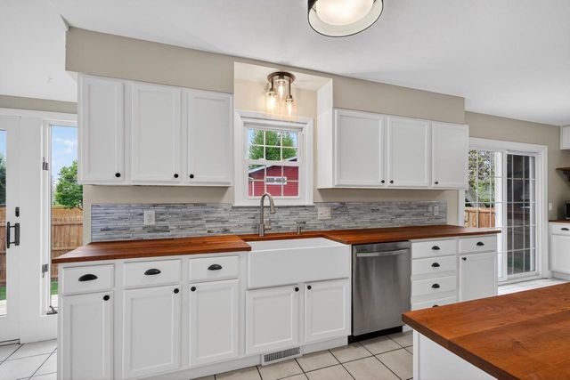 206 4th Street, Belleville, WI 53508