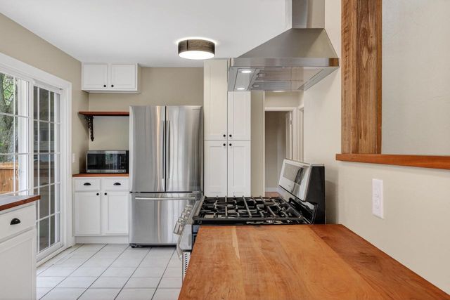 206 4th Street, Belleville, WI 53508
