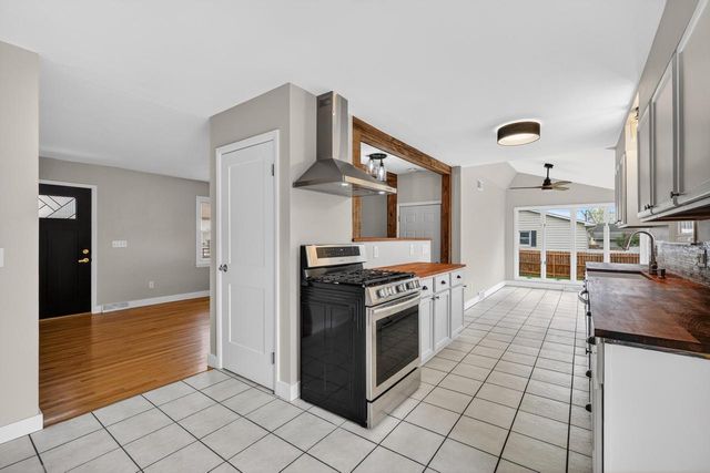 206 4th Street, Belleville, WI 53508