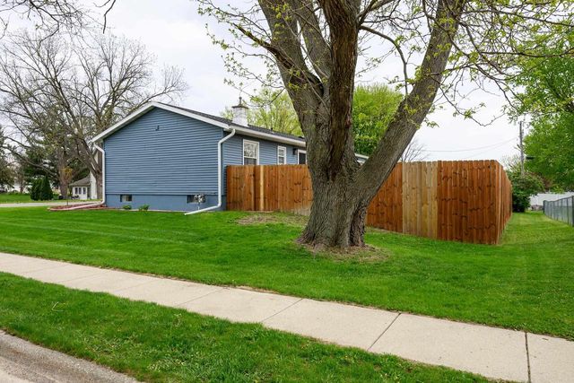 206 4th Street, Belleville, WI 53508