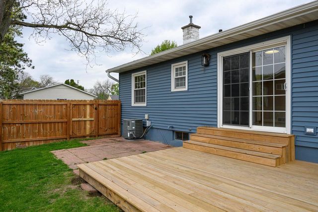206 4th Street, Belleville, WI 53508