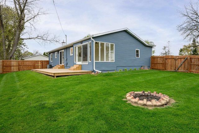 206 4th Street, Belleville, WI 53508