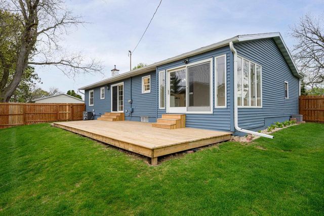 206 4th Street, Belleville, WI 53508