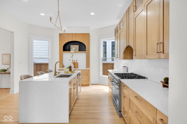 2030 N Alabama Street, Indianapolis, IN 46202