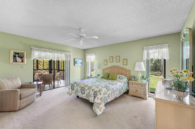 7852 Cloverfield Circle, Boca Raton, FL 33433