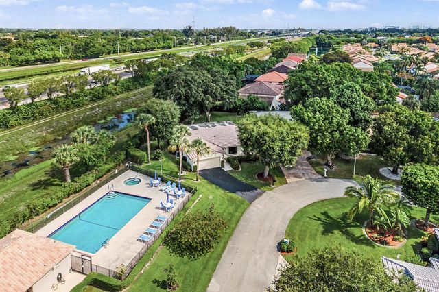 7852 Cloverfield Circle, Boca Raton, FL 33433