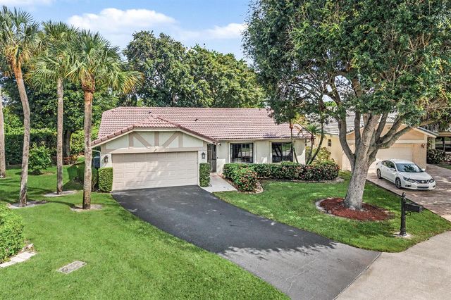 7852 Cloverfield Circle, Boca Raton, FL 33433