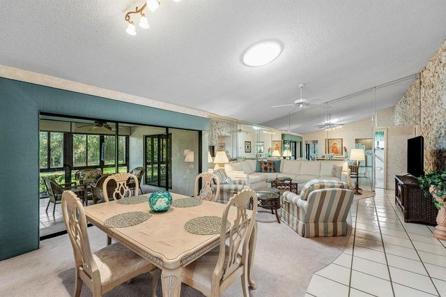 7852 Cloverfield Circle, Boca Raton, FL 33433