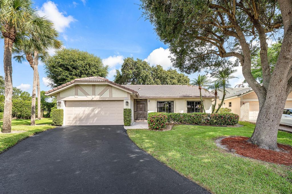 7852 Cloverfield Circle, Boca Raton, FL 33433