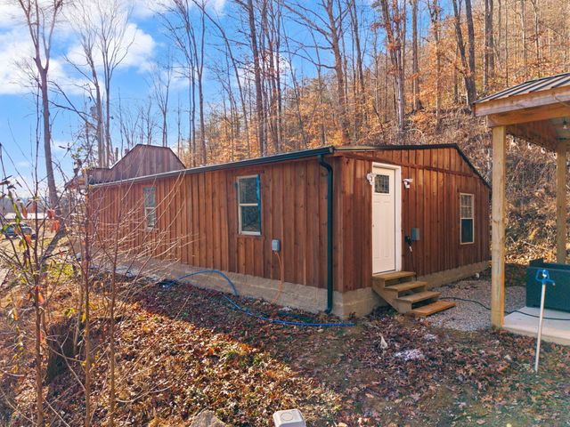 414 Upper Cane Creek Road, Stanton, KY 40380