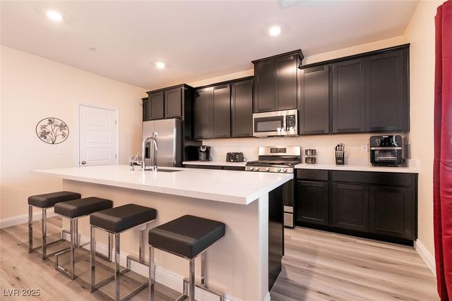 1642 Dire Wolf Avenue, North Las Vegas, NV 89084