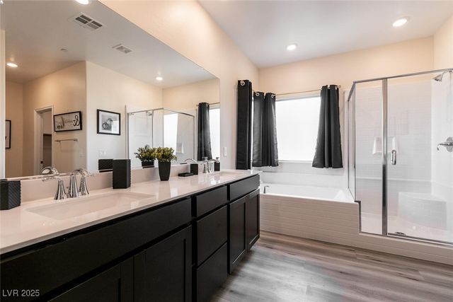 1642 Dire Wolf Avenue, North Las Vegas, NV 89084