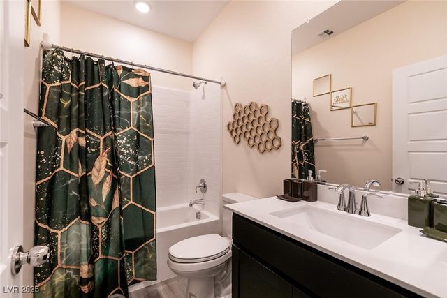 1642 Dire Wolf Avenue, North Las Vegas, NV 89084