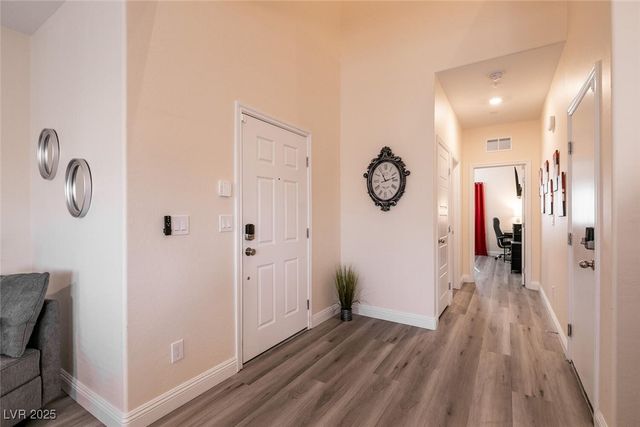 1642 Dire Wolf Avenue, North Las Vegas, NV 89084