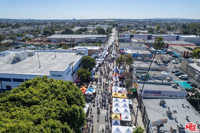 12231 Pacific Avenue, Los Angeles, CA 90066