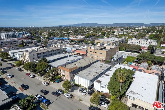 12231 Pacific Avenue, Los Angeles, CA 90066