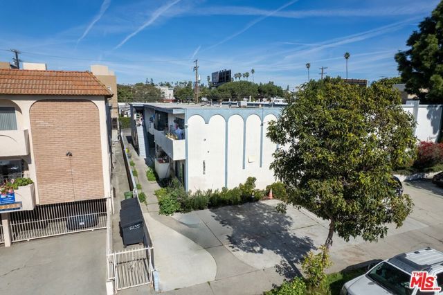 12231 Pacific Avenue, Los Angeles, CA 90066