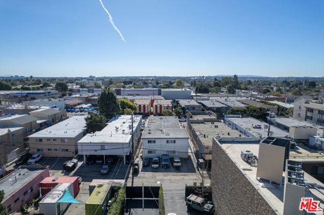 12231 Pacific Avenue, Los Angeles, CA 90066
