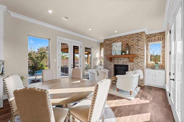 2203 Flameleaf Court, Conroe, TX 77384