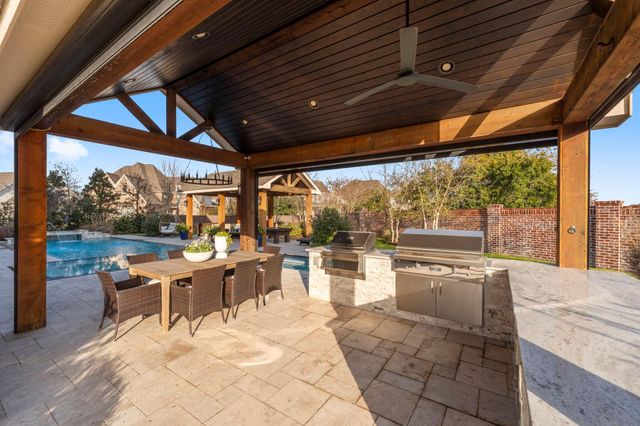 2203 Flameleaf Court, Conroe, TX 77384