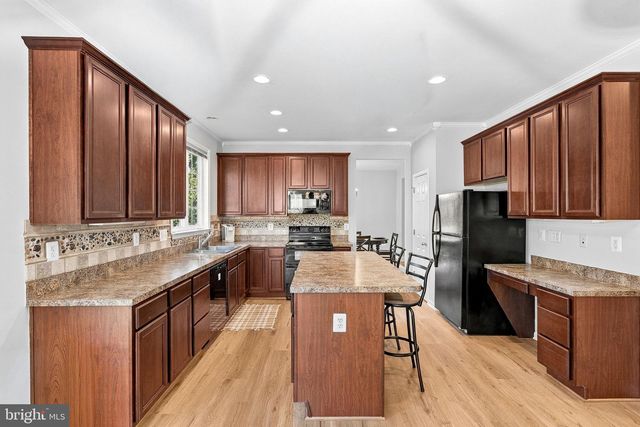 17512 TEDLER CIR, Round Hill, VA 20141