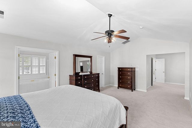17512 TEDLER CIR, Round Hill, VA 20141