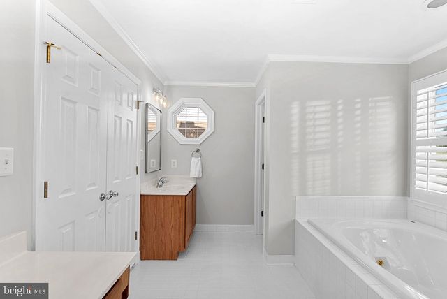 17512 TEDLER CIR, Round Hill, VA 20141
