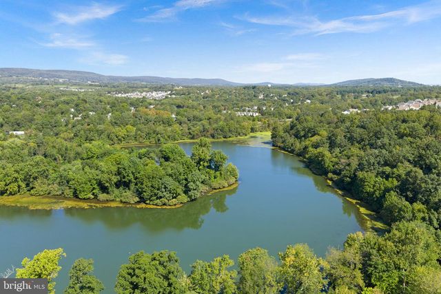 17512 TEDLER CIR, Round Hill, VA 20141