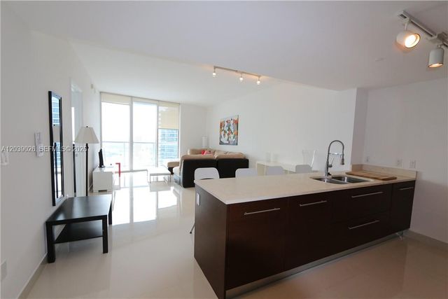 465 Brickell Ave 4706, Miami, FL 33131
