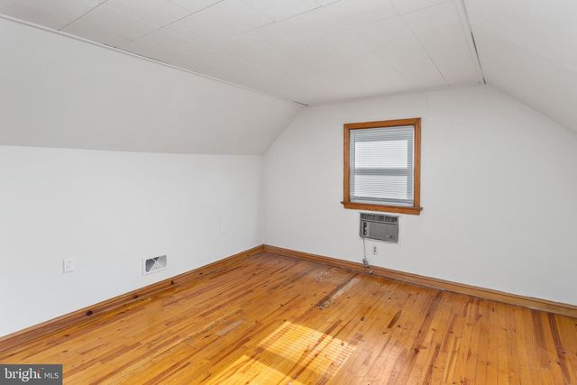 20 DOREEN RD, Hamilton, NJ 08690