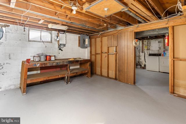 20 DOREEN RD, Hamilton, NJ 08690